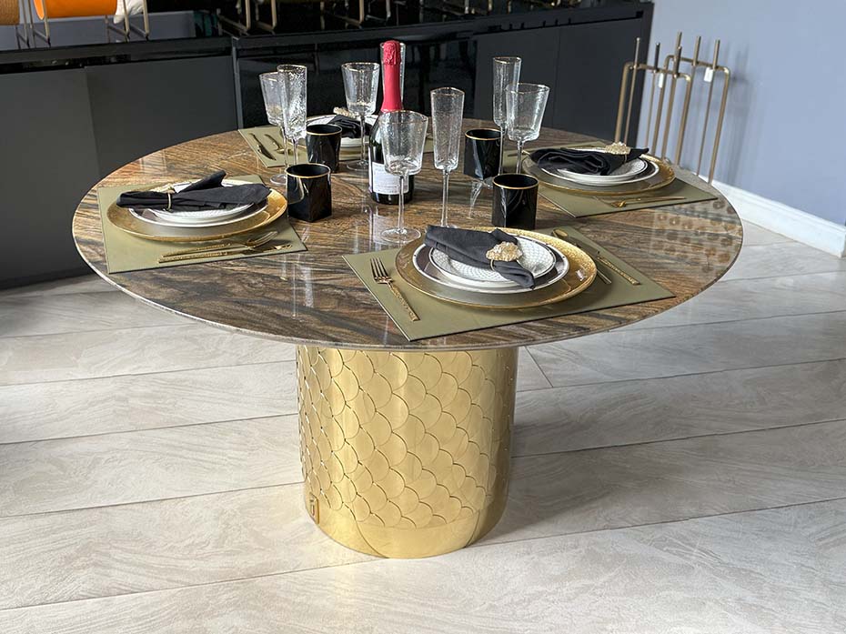 Стол обеденный круглый Ar-Deco FG-075 полированная латунь
