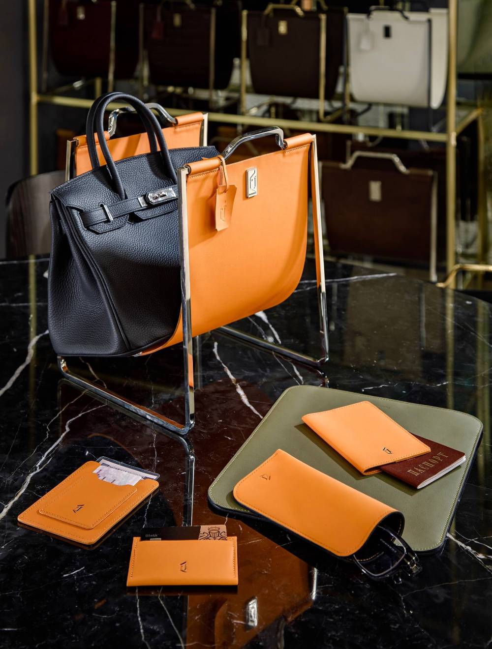 Подставки под сумки