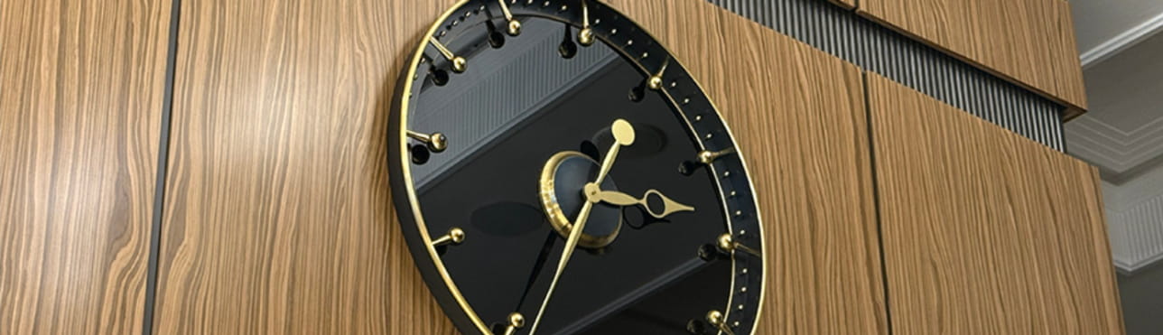 Сочетание латуни с материалами